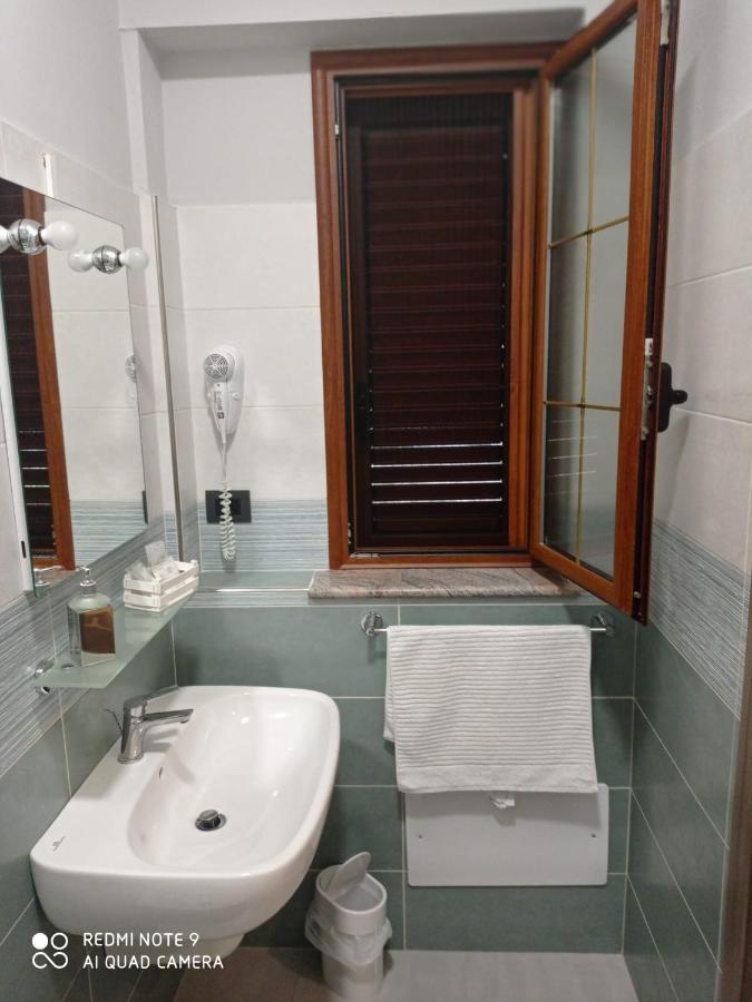 Affittacamere Borgata Marina Roseto Capo Spulico Exterior foto